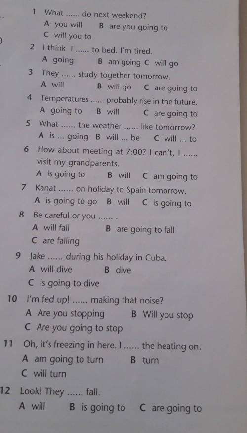 Choose the correct answer.​
